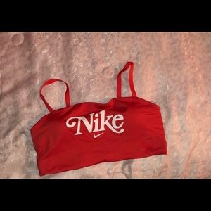 2 piece women’s nike set ❤️